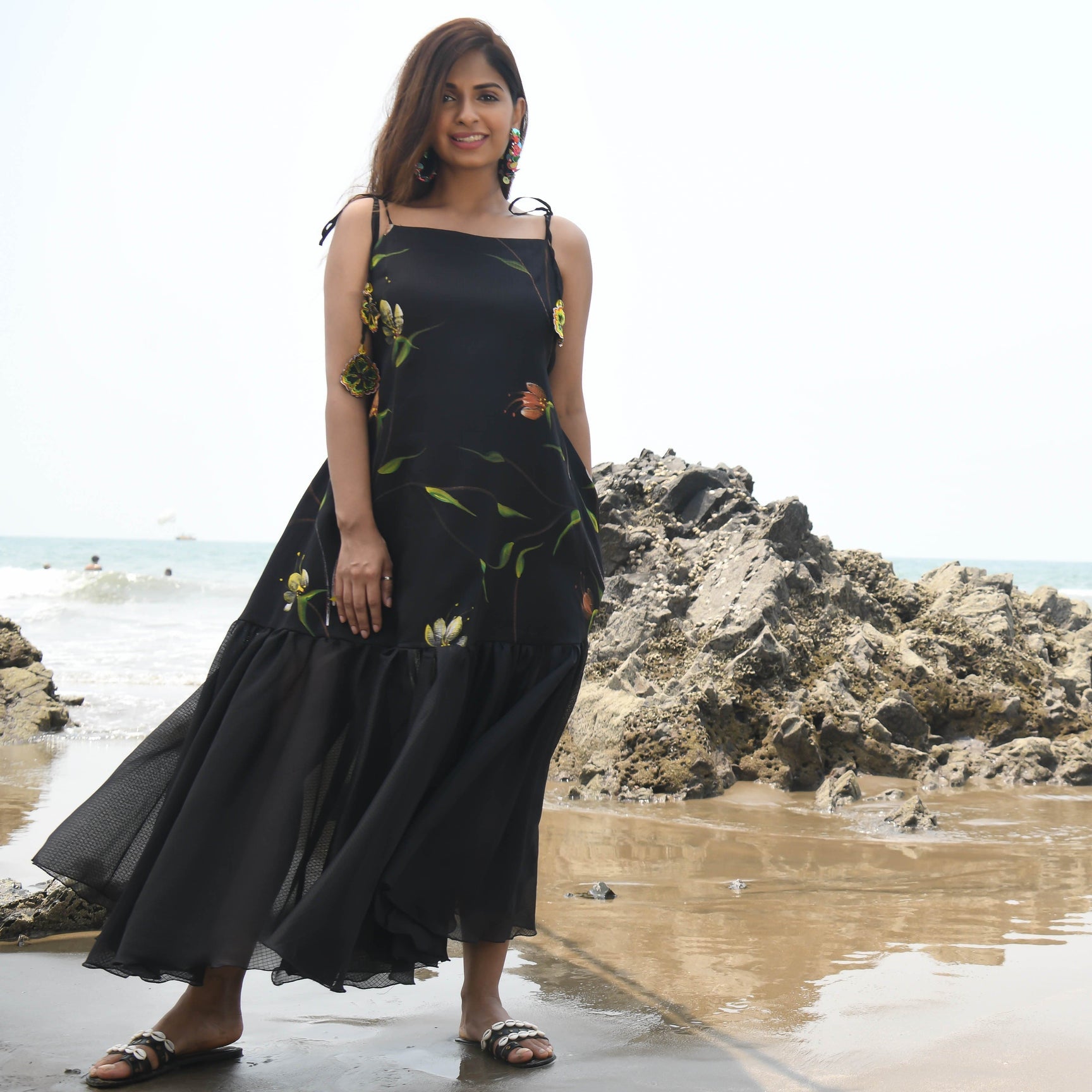 Black Sleeveless Flared Dress